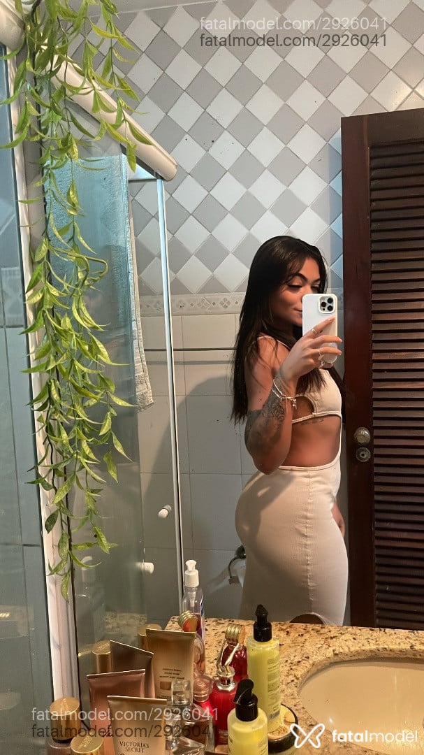 Acompanhante mulher morena (o) de olhos pretos em Barra Mansa Acompanhante mulher morena (o) de olhos pretos em Barra Mansa - Anne Sampaio