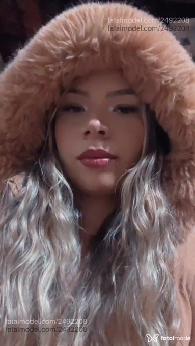 Acompanhante mulher loira (o) de olhos castanhos em Armação dos Búzios Acompanhante mulher loira (o) de olhos castanhos em Armação dos Búzios - Safira