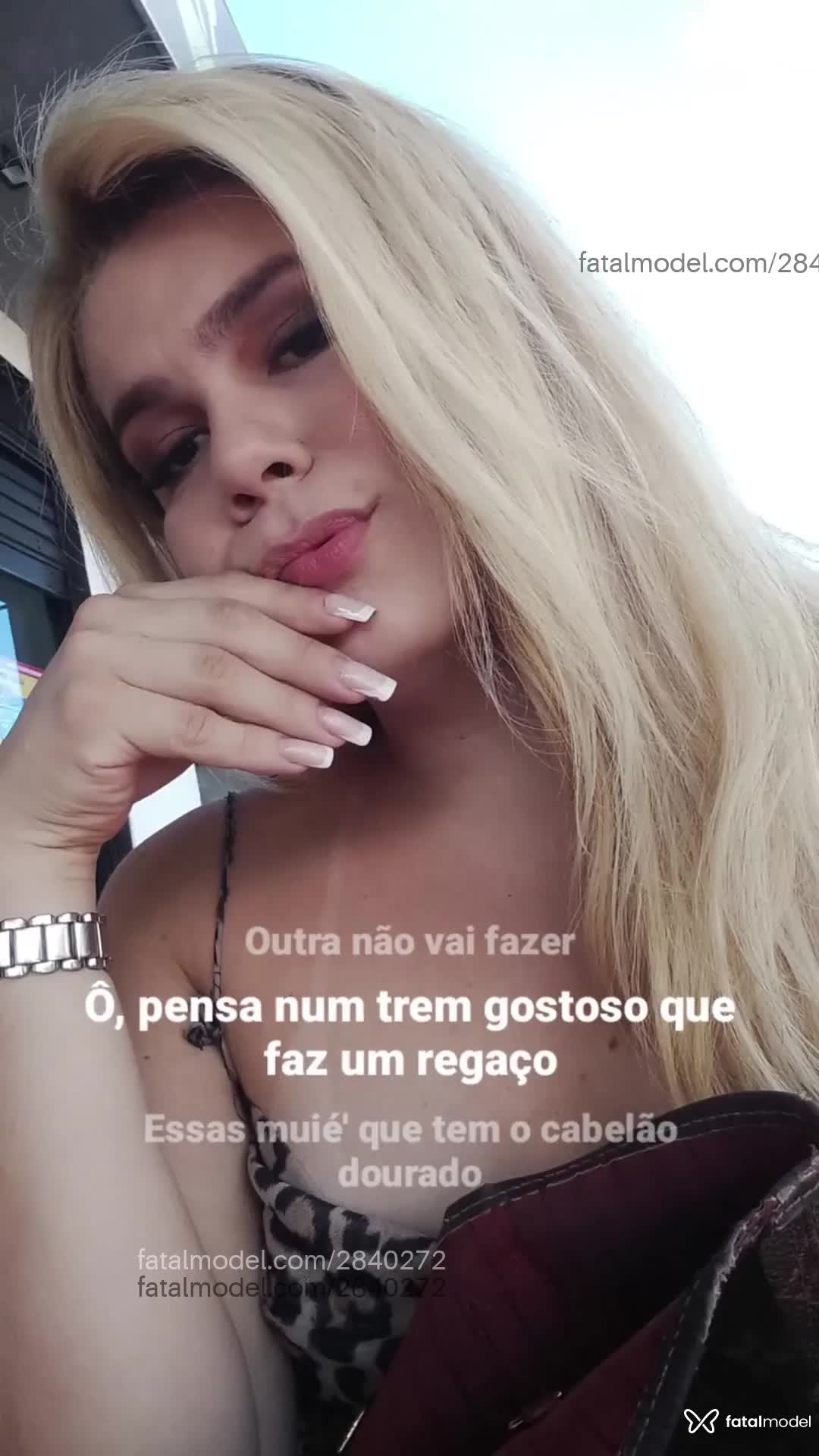 Acompanhante mulher trans loira (o) de olhos castanhos em Maringá - Nathalia Ferraz