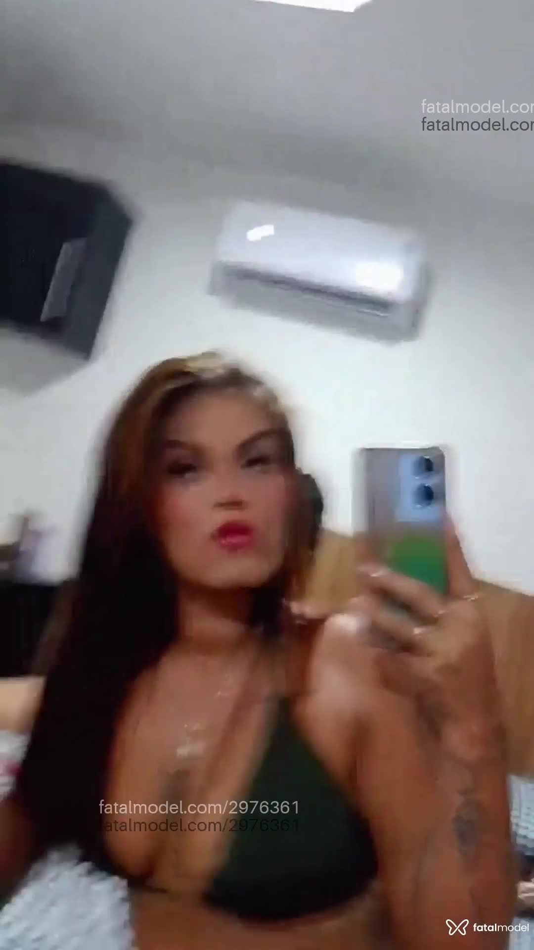 Acompanhante mulher com cabelo castanho de olhos castanhos em Campo Grande - Sol Menezes