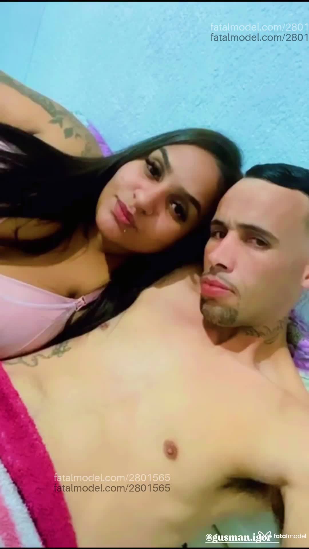 Acompanhante mulher morena (o) de olhos pretos em Virtual Acompanhante mulher morena (o) de olhos pretos em Virtual - Casalsexy