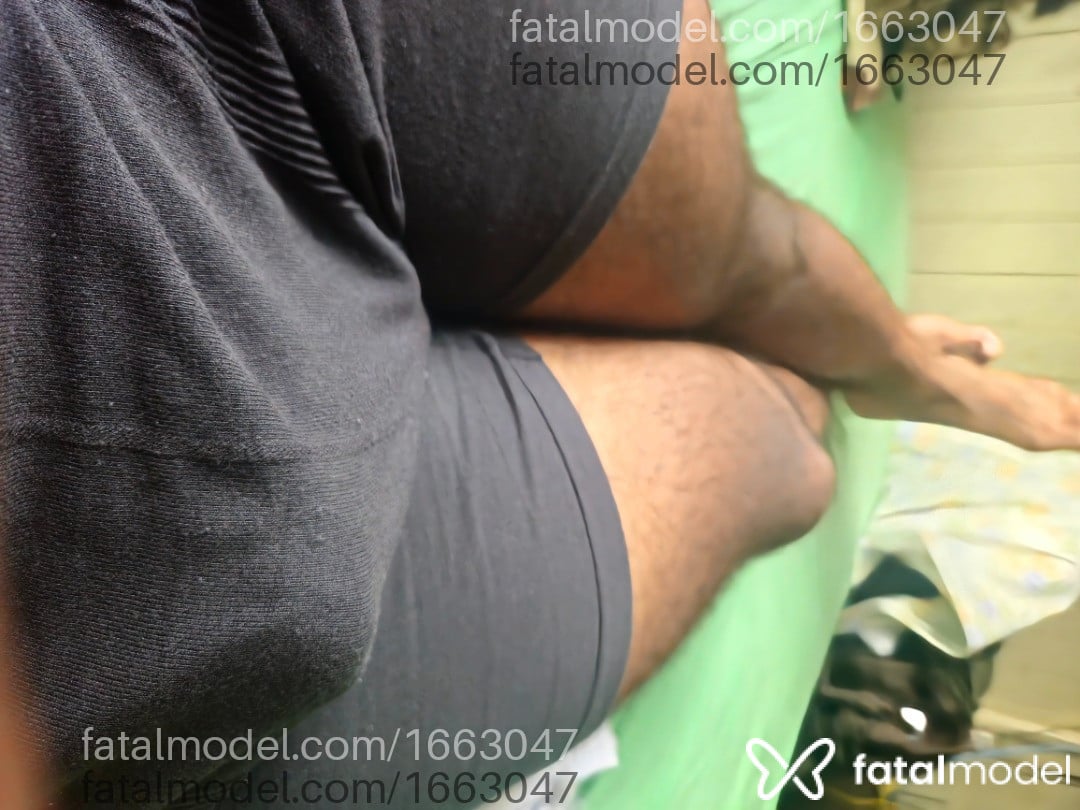 Acompanhante homem com cabelo castanho de olhos castanhos em Tubarão Acompanhante homem com cabelo castanho de olhos castanhos em Tubarão - Pietro