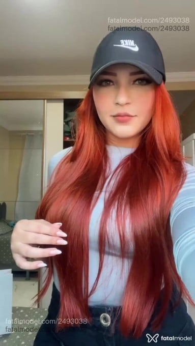 Acompanhante mulher ruiva (o) de olhos mel em Araguaína - Luiza