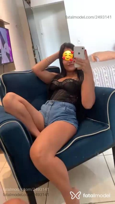 Acompanhante mulher com cabelo castanho de olhos pretos em Patos Acompanhante mulher com cabelo castanho de olhos pretos em Patos - Melissa Santos