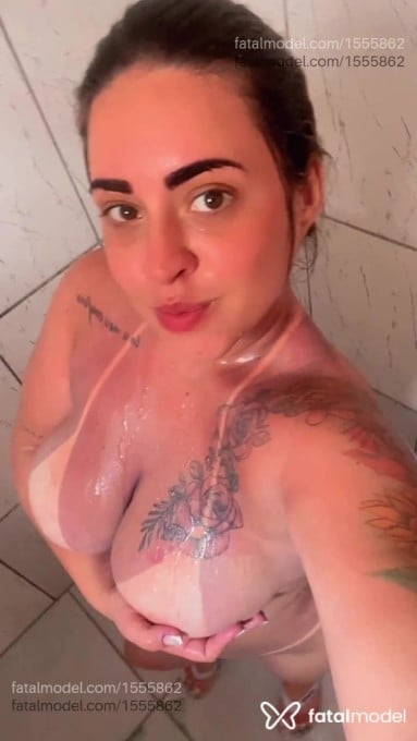 Acompanhante mulher com cabelo castanho de olhos mel em Uberlândia - Laura silva
