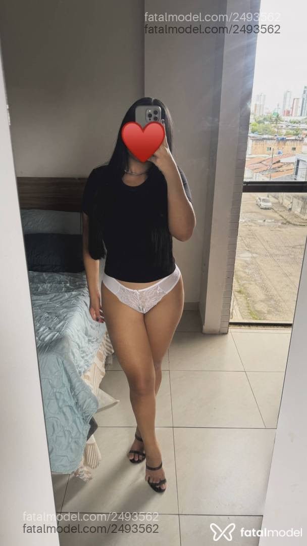 Acompanhante mulher morena (o) de olhos pretos - Bianca Macêdo