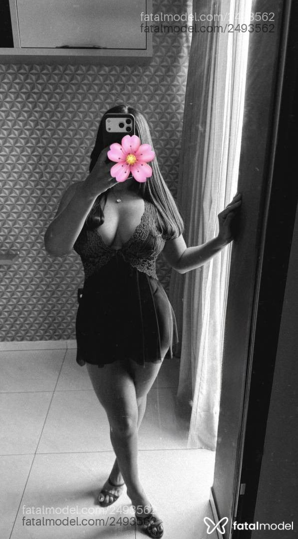 Acompanhante mulher morena (o) de olhos pretos - Bianca Macêdo