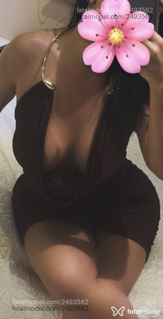 Acompanhante mulher morena (o) de olhos pretos - Bianca Macêdo