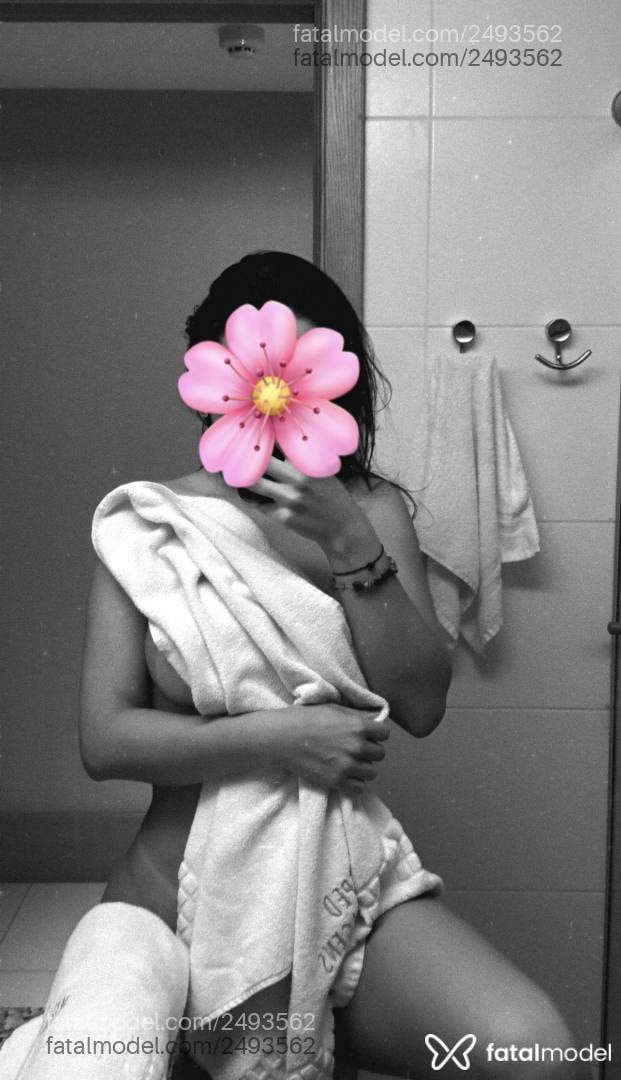 Acompanhante mulher morena (o) de olhos pretos - Bianca Macêdo