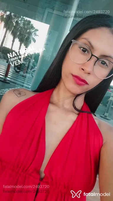 Acompanhante mulher com cabelo castanho de olhos castanhos - Rayna Alves Acompanhante mulher com cabelo castanho de olhos castanhos - Rayna Alves