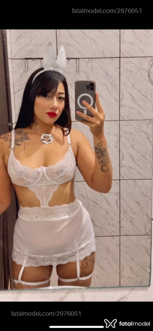 Acompanhante mulher com cabelo castanho de olhos castanhos em Rondonópolis Acompanhante mulher com cabelo castanho de olhos castanhos em Rondonópolis - Emilly Mirella