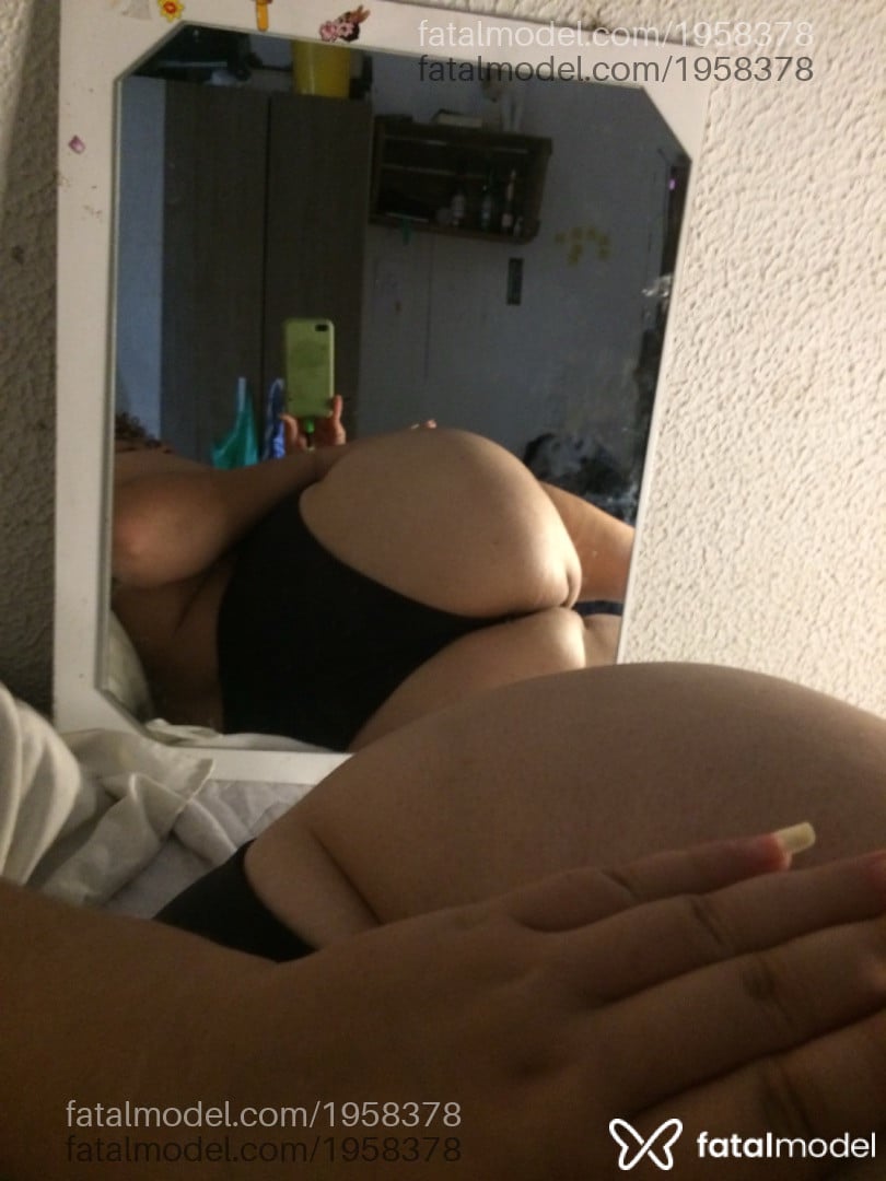 Acompanhante mulher com cabelo castanho de olhos castanhos em Virtual - Kimberli privv