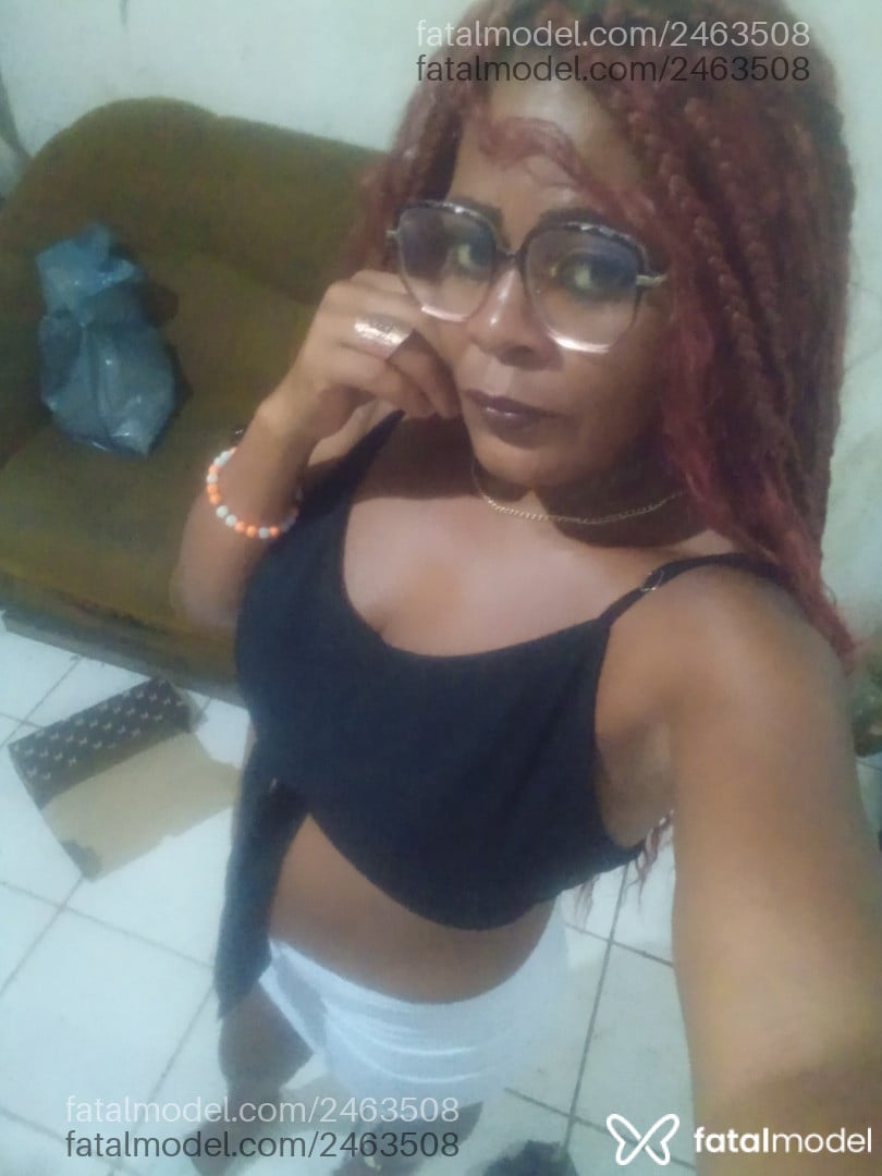 Acompanhante mulher com cabelo castanho de olhos castanhos em Cabo Frio - Lunna Rosa Maria
