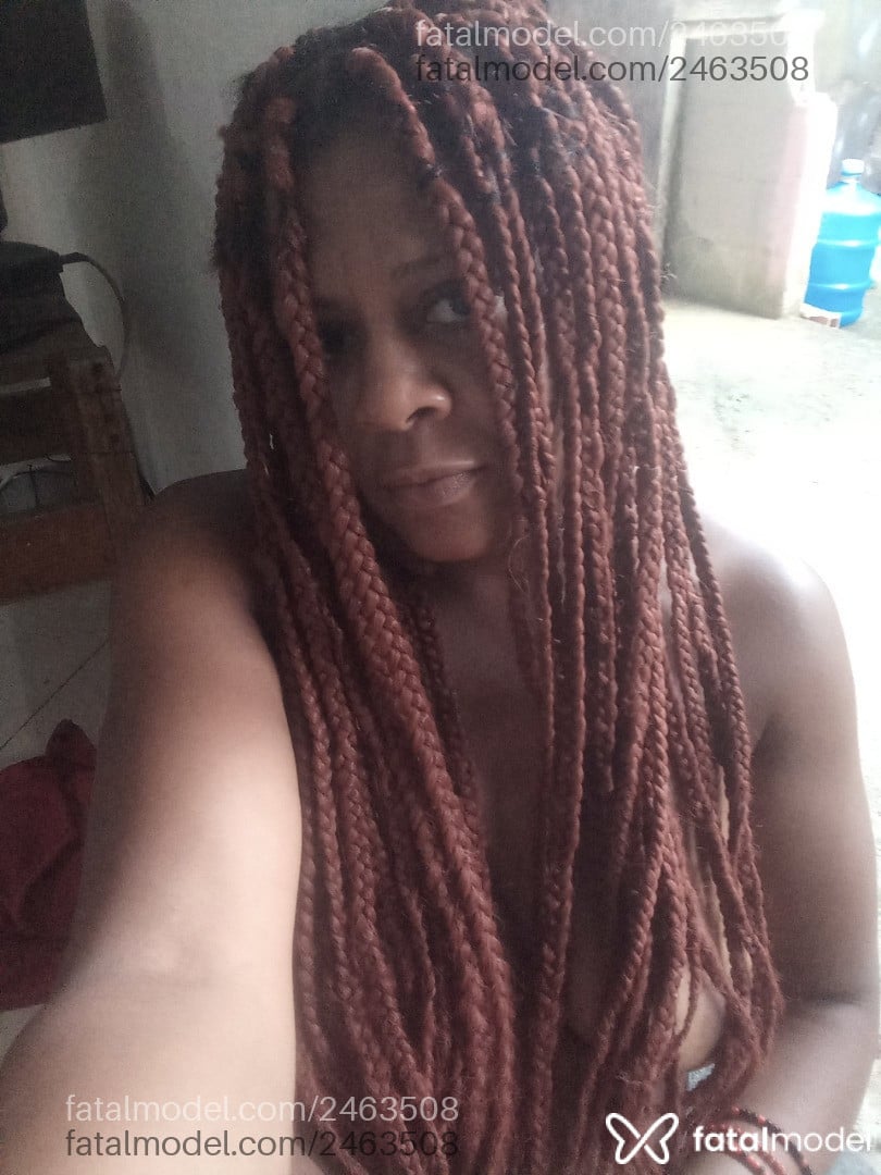 Acompanhante mulher com cabelo castanho de olhos castanhos em Cabo Frio - Lunna Rosa Maria