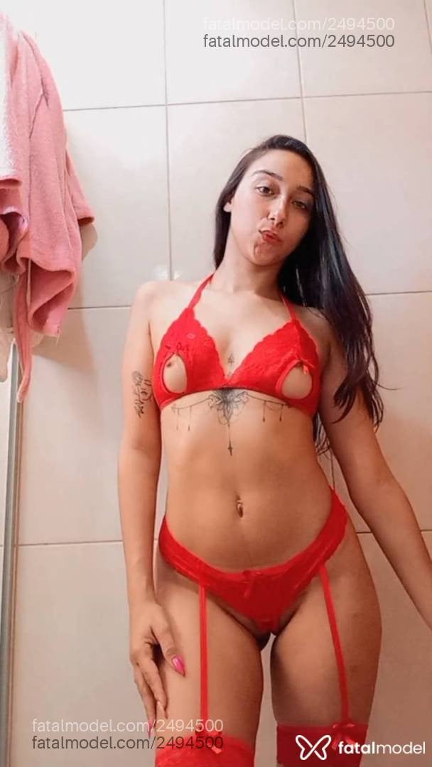 Acompanhante mulher morena (o) de olhos castanhos em Lajeado Acompanhante mulher morena (o) de olhos castanhos em Lajeado - Sttephany