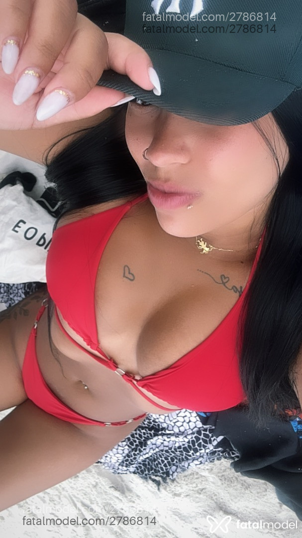 Acompanhante mulher morena (o) de olhos castanhos em Itaúna - Morena