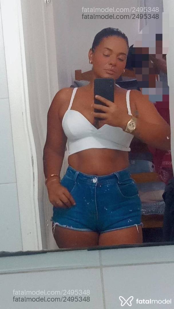 Acompanhante mulher morena (o) de olhos pretos - Brunna Costa