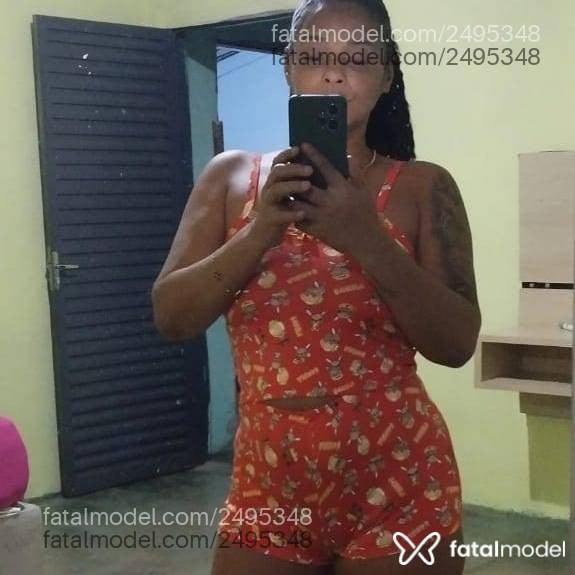 Acompanhante mulher morena (o) de olhos pretos - Brunna Costa