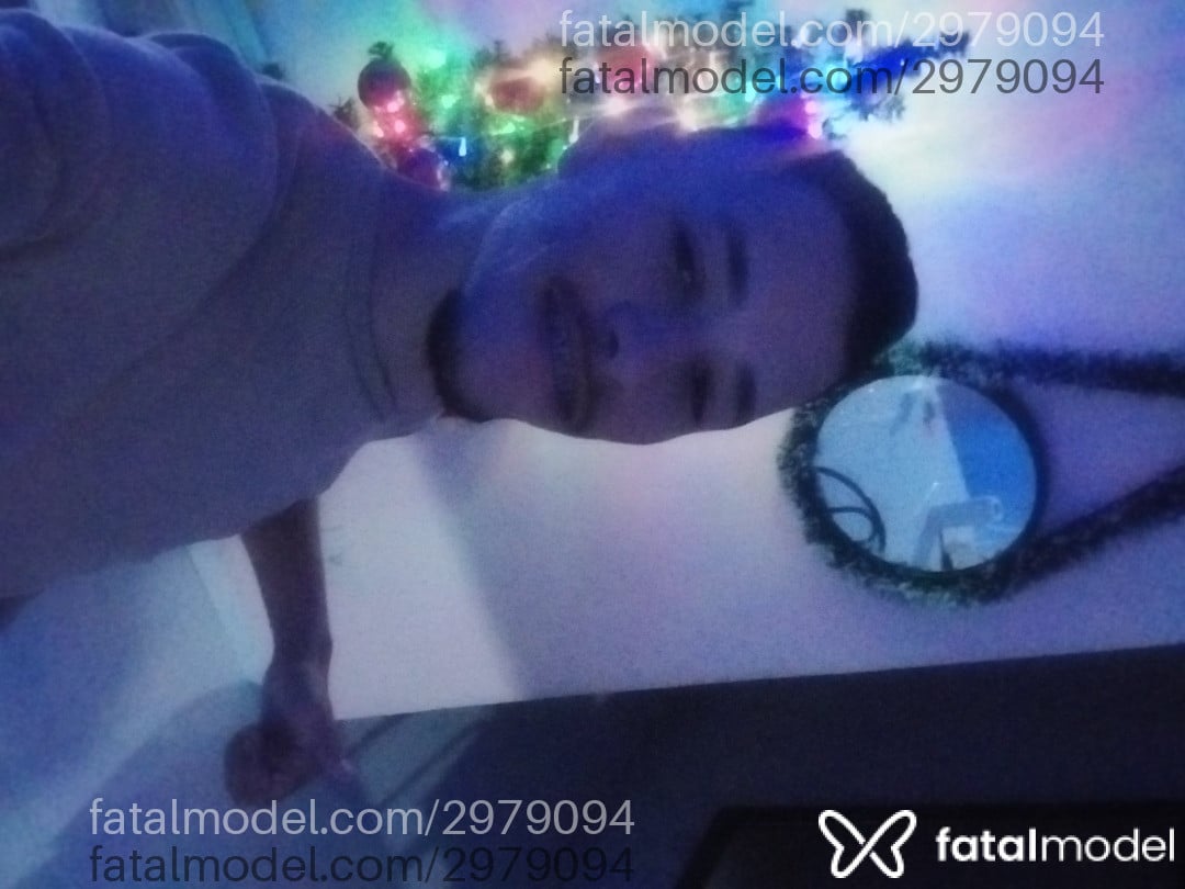 Acompanhante homem morena (o) de olhos castanhos em Santos - Lukinhadot