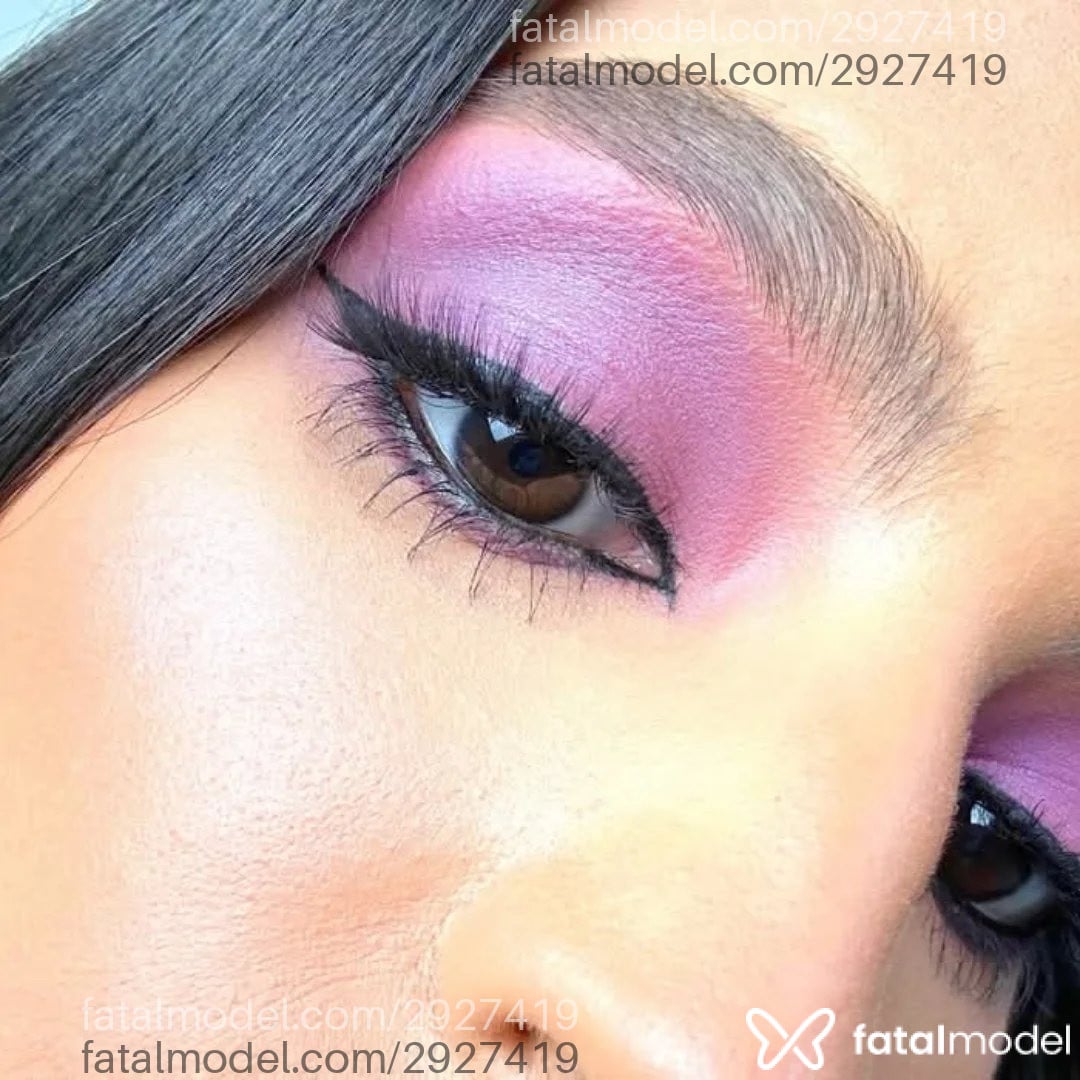 Acompanhante mulher morena (o) de olhos pretos em Goiânia - Karol