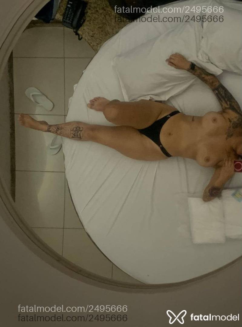 Acompanhante mulher morena (o) de olhos castanhos - Sabrina Fatori