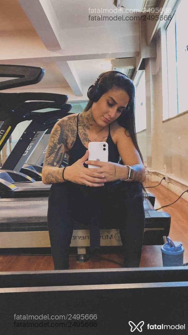 Acompanhante mulher morena (o) de olhos castanhos - Sabrina Fatori