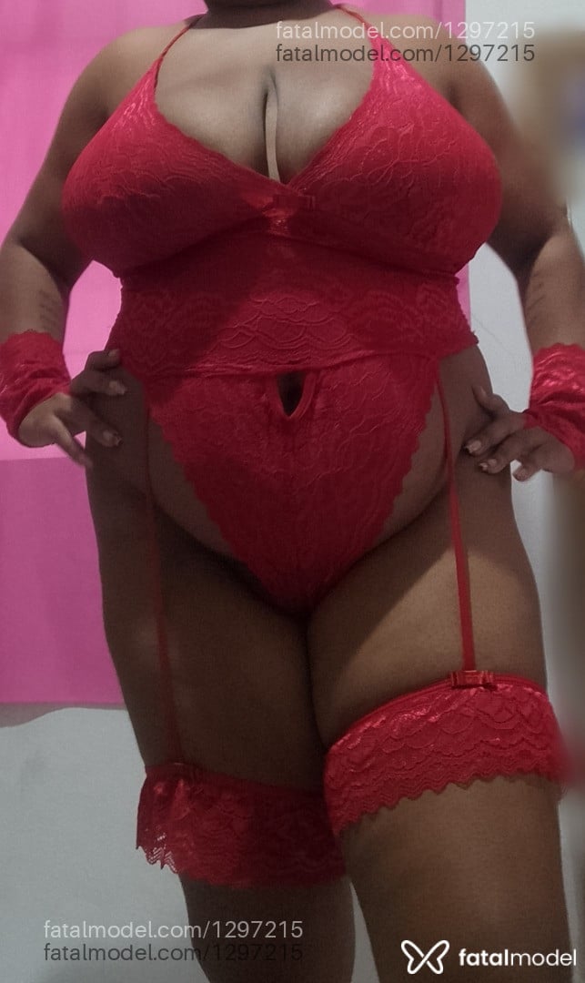 Acompanhante mulher com cabelo castanho de olhos castanhos em Betim Acompanhante mulher com cabelo castanho de olhos castanhos em Betim - Laura