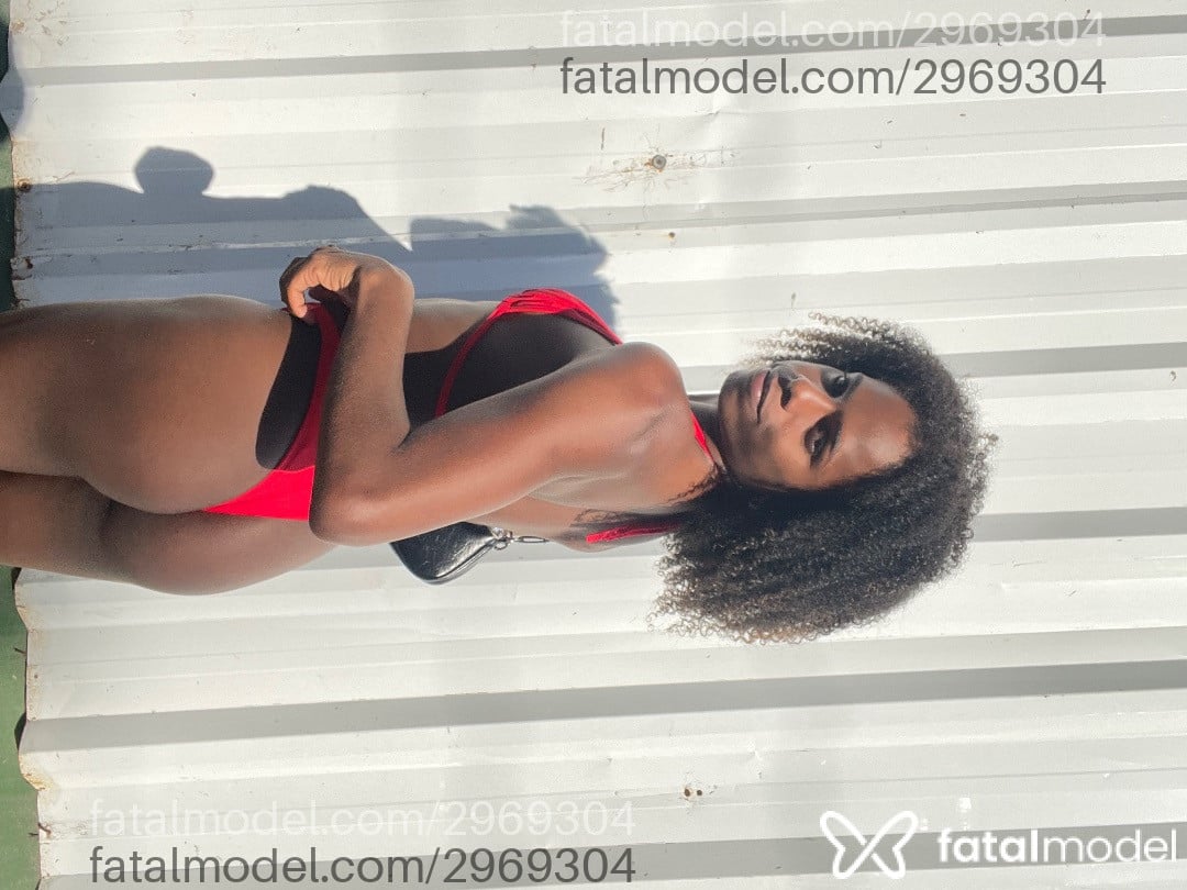 Acompanhante mulher trans morena (o) de olhos castanhos em Rio de Janeiro - Sheila Cristina
