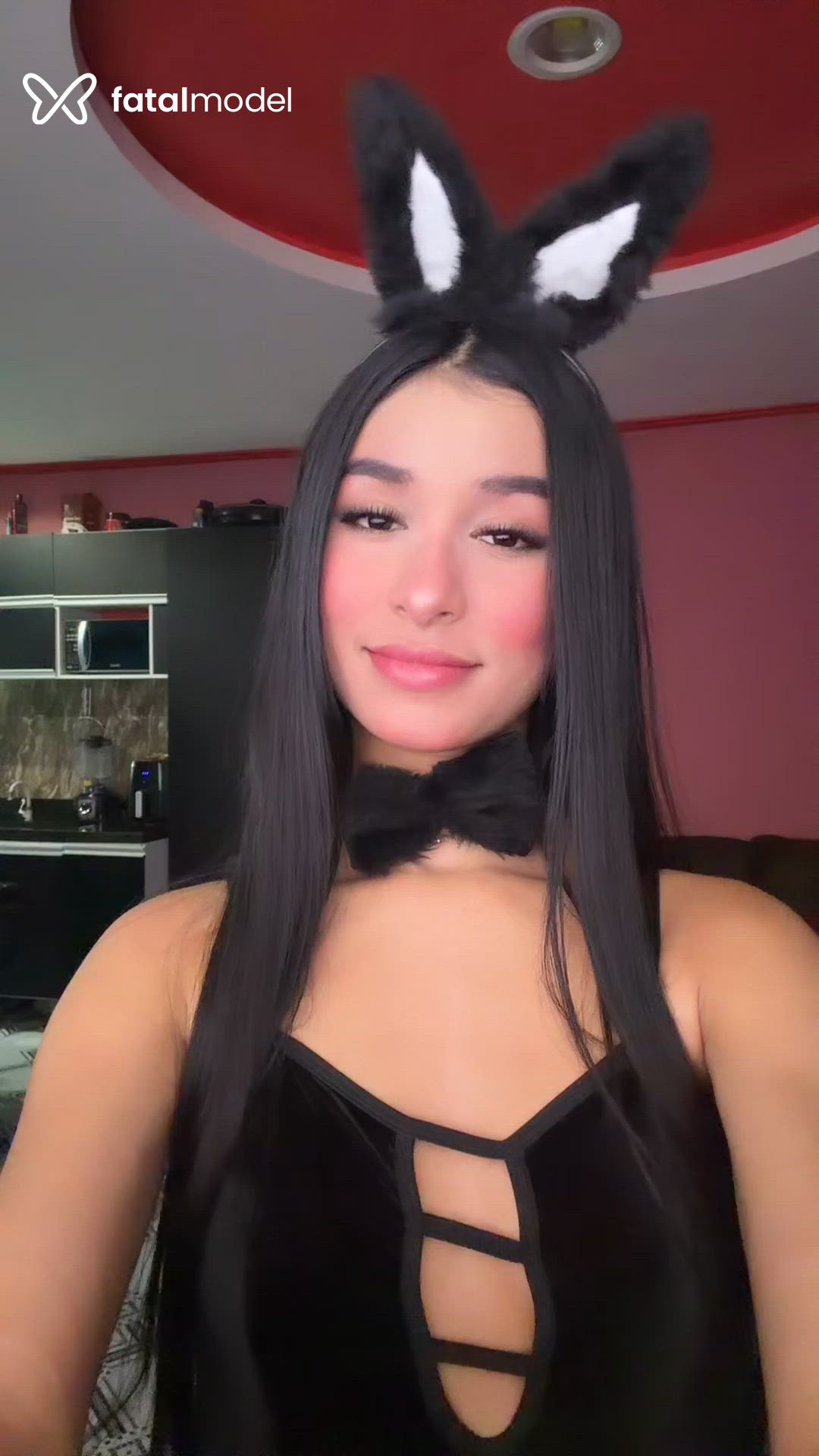 Acompanhante mulher morena (o) de olhos castanhos - Melly Acompanhante mulher morena (o) de olhos castanhos - Melly