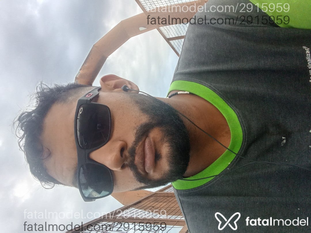 Acompanhante homem morena (o) de olhos castanhos em Virtual - Ekgrandão