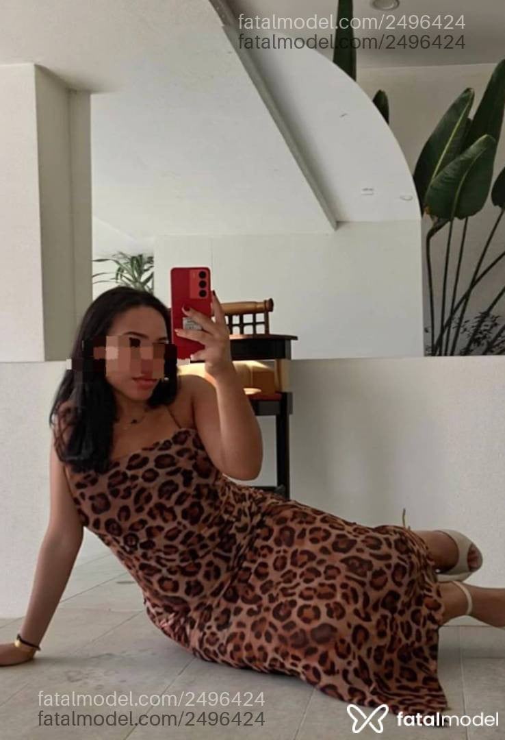 Acompanhante mulher morena (o) de olhos castanhos - Narvaez Jade