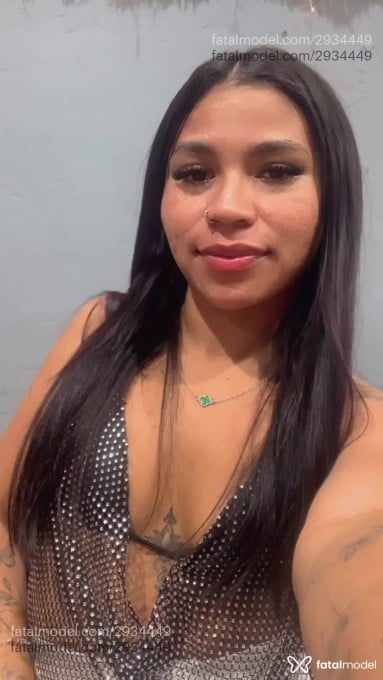 Acompanhante mulher morena (o) de olhos pretos em São Paulo - Sarah