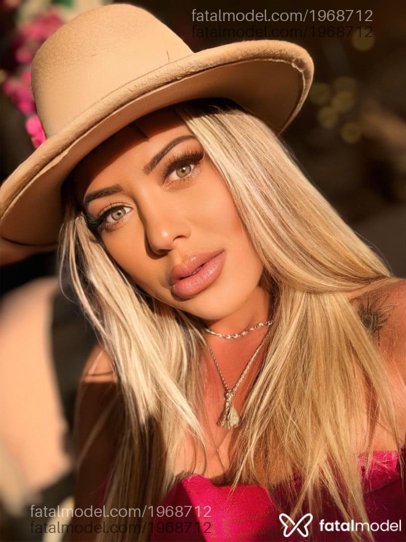 Acompanhante mulher loira (o) de olhos verdes em Rio de Janeiro - Eva Milano