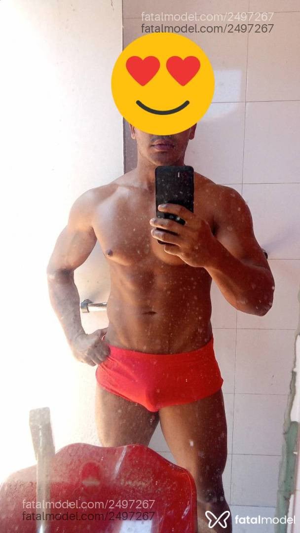 Acompanhante homem com cabelo castanho de olhos castanhos - Gabriel