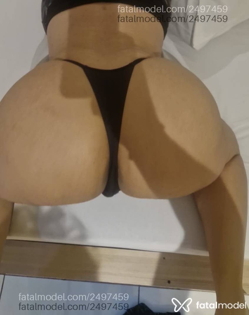 Acompanhante mulher morena (o) de olhos castanhos - Camila