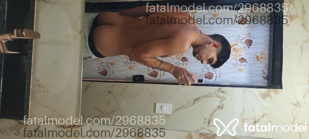 Acompanhante homem com cabelo castanho de olhos castanhos em Florianópolis - Daniel
