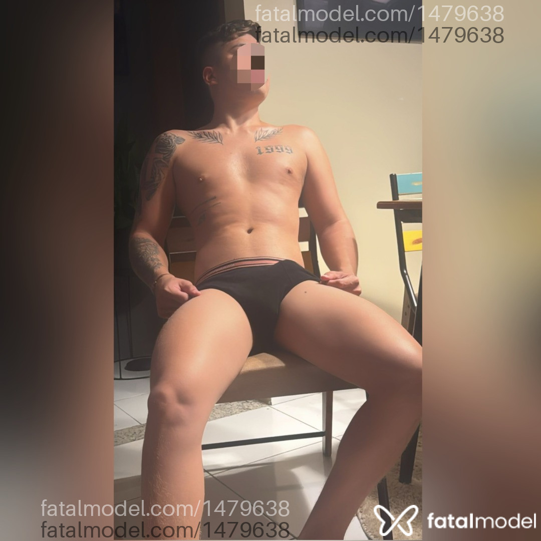 Acompanhante homem com cabelo castanho de olhos castanhos em Manaus Acompanhante homem com cabelo castanho de olhos castanhos em Manaus - Enzogabriel