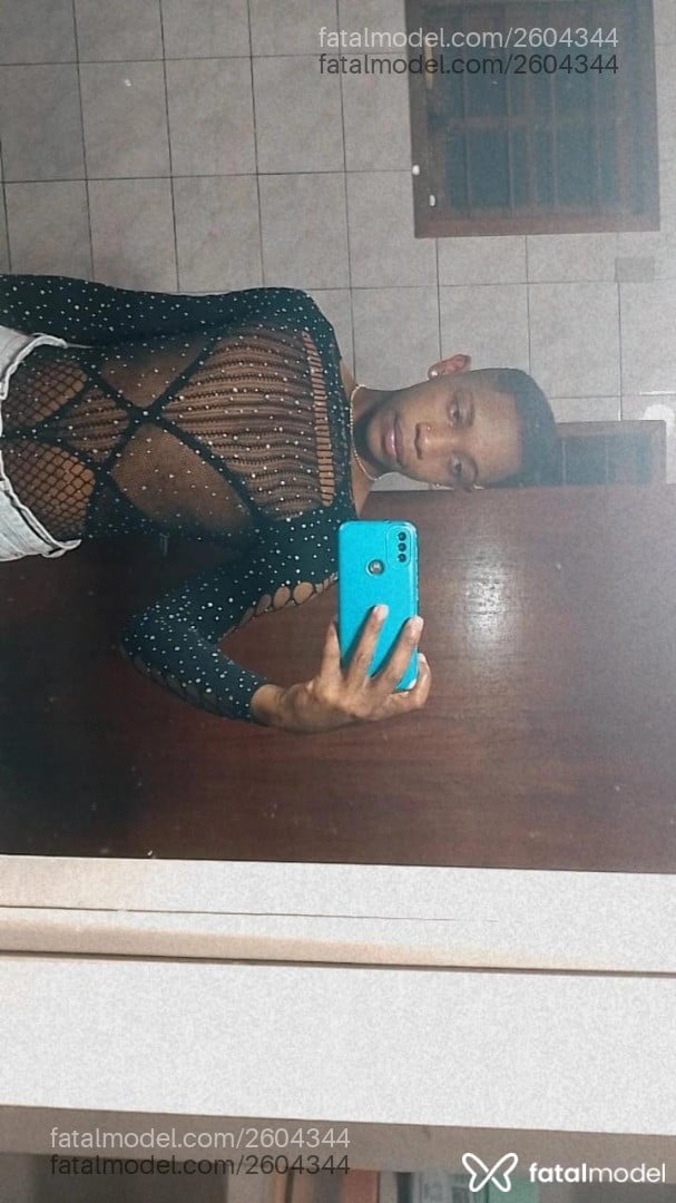 Acompanhante homem morena (o) de olhos castanhos em Santa Maria - Dsantos