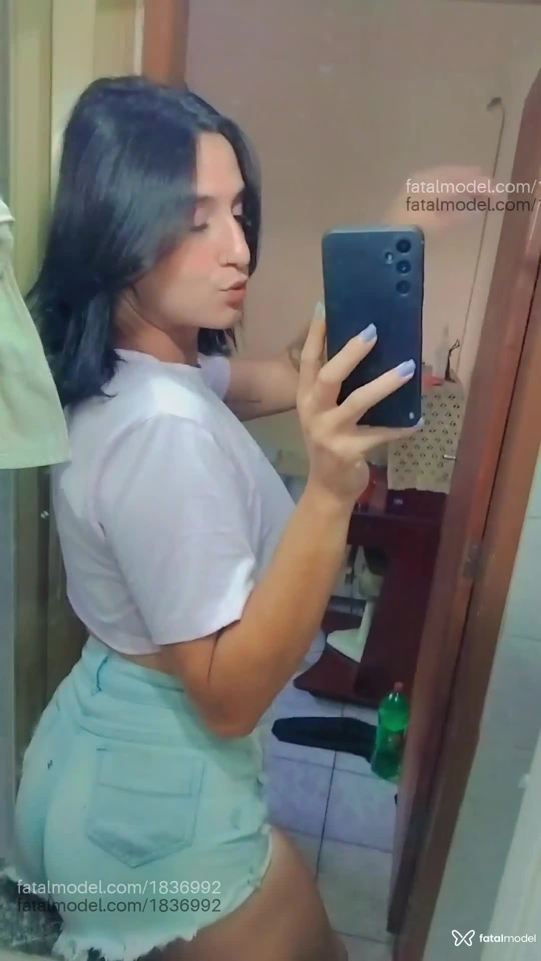 Acompanhante mulher trans com cabelo castanho de olhos pretos em Campinas - Grecco