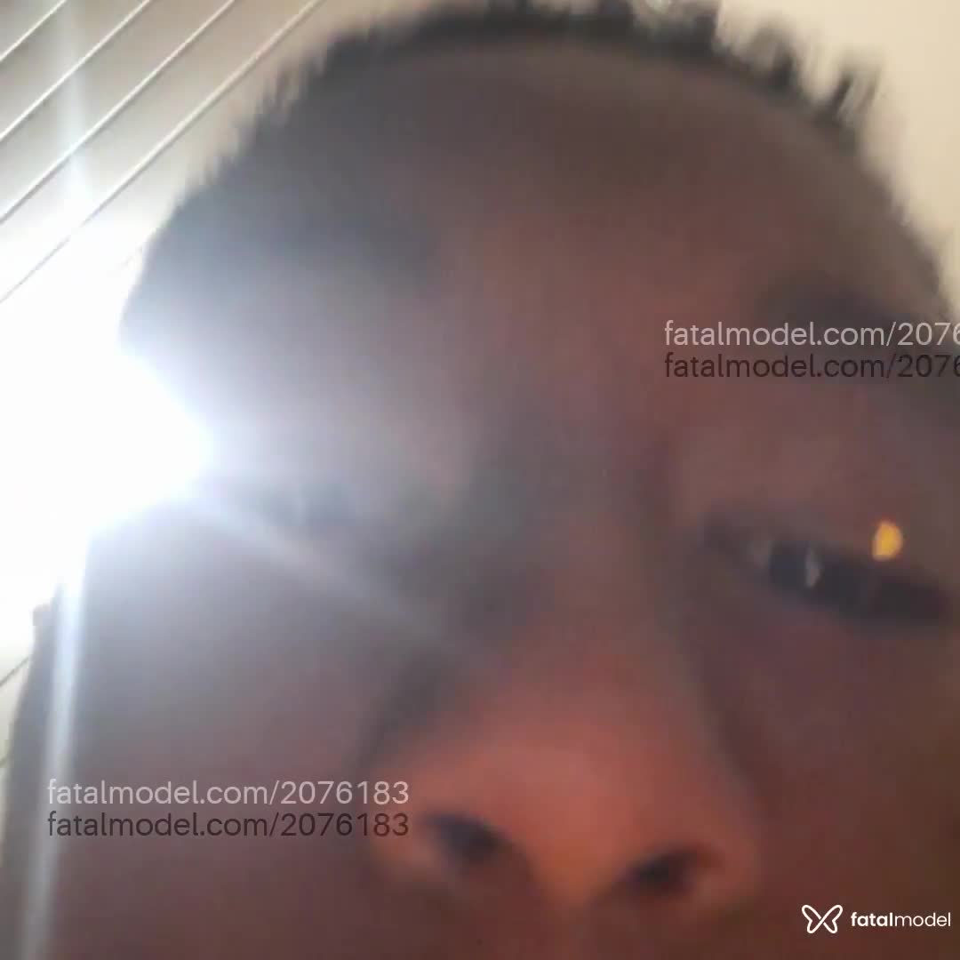 Acompanhante homem morena (o) de olhos pretos em Virtual Acompanhante homem morena (o) de olhos pretos em Virtual - Livi Amleida