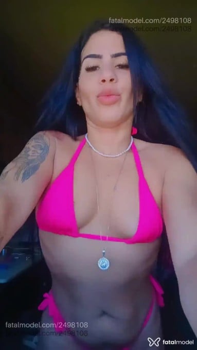 Acompanhante mulher com cabelo castanho de olhos mel em Olinda Acompanhante mulher com cabelo castanho de olhos mel em Olinda - Bruna Danttas