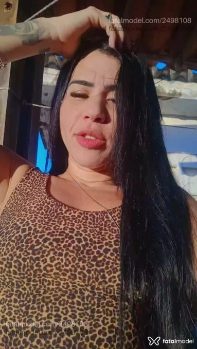 Acompanhante mulher com cabelo castanho de olhos mel em Olinda Acompanhante mulher com cabelo castanho de olhos mel em Olinda - Bruna Danttas