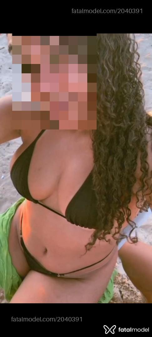 Acompanhante mulher com cabelo castanho de olhos castanhos em Salvador - Victoria