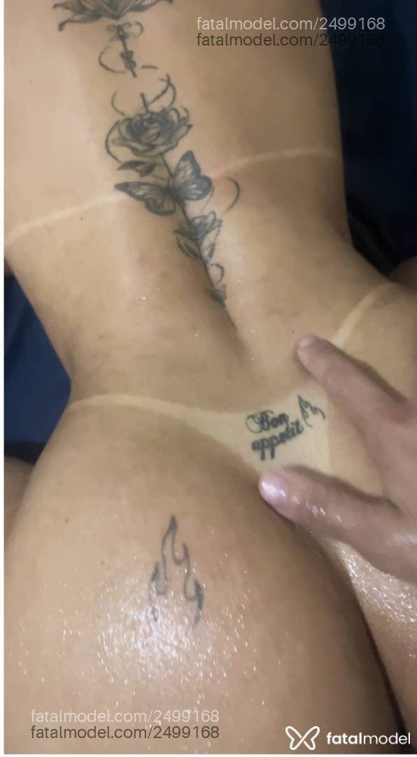Acompanhante mulher morena (o) de olhos pretos - Luna Villar