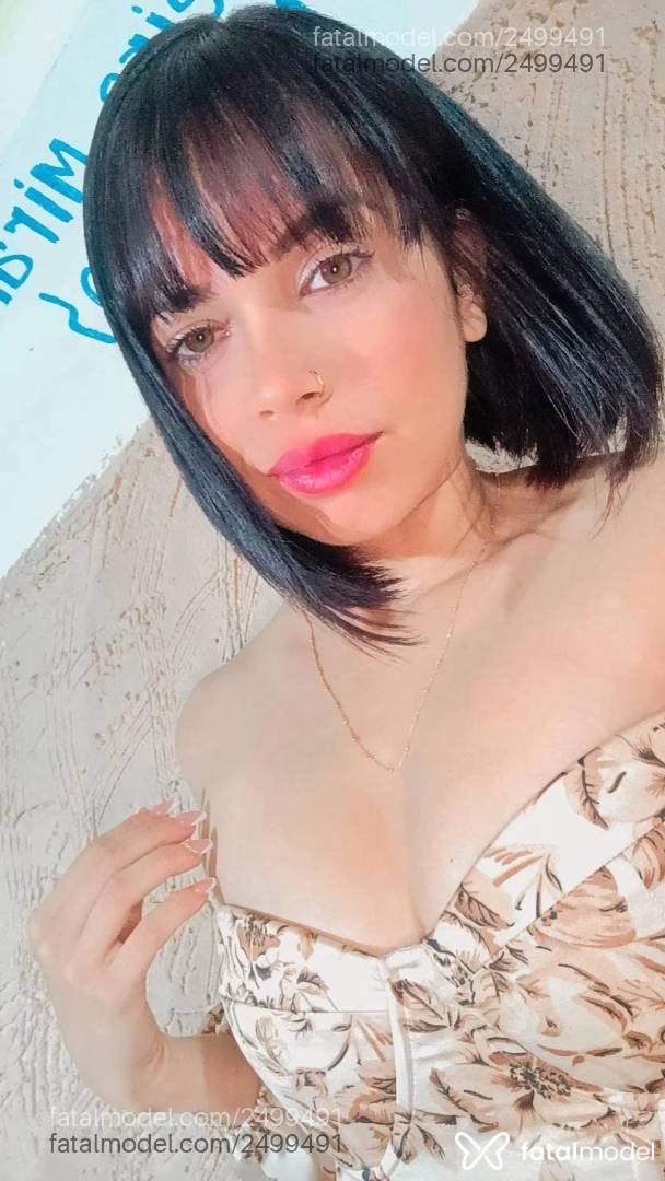 Acompanhante mulher morena (o) de olhos mel - Luisa Martins