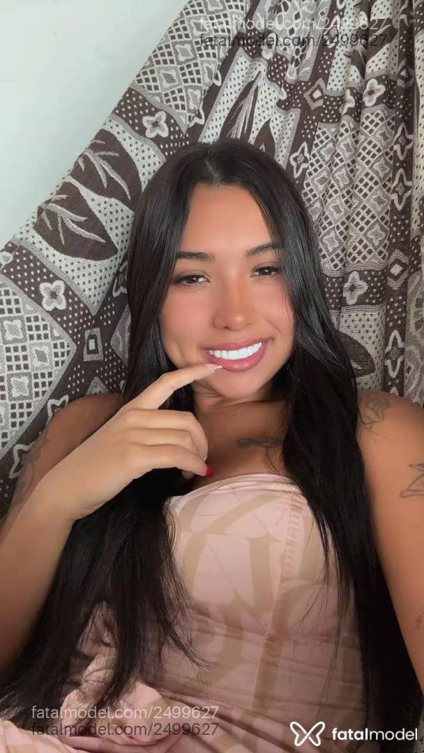 Acompanhante mulher morena (o) de olhos castanhos - Bianca Marjo