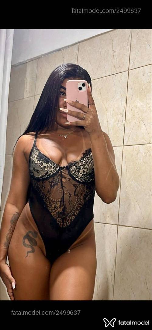 Acompanhante mulher morena (o) de olhos castanhos - Yasmin Menezes