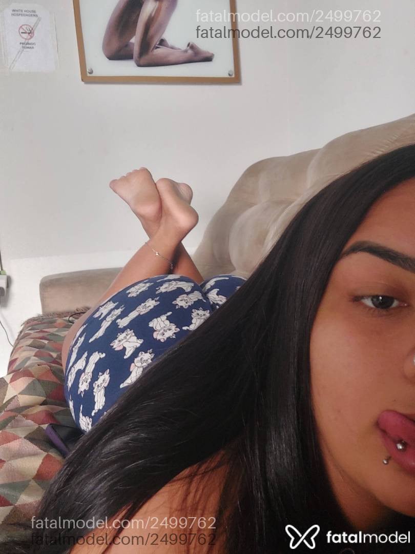 Acompanhante mulher morena (o) de olhos pretos em São Pedro da Aldeia Acompanhante mulher morena (o) de olhos pretos em São Pedro da Aldeia - Joyce