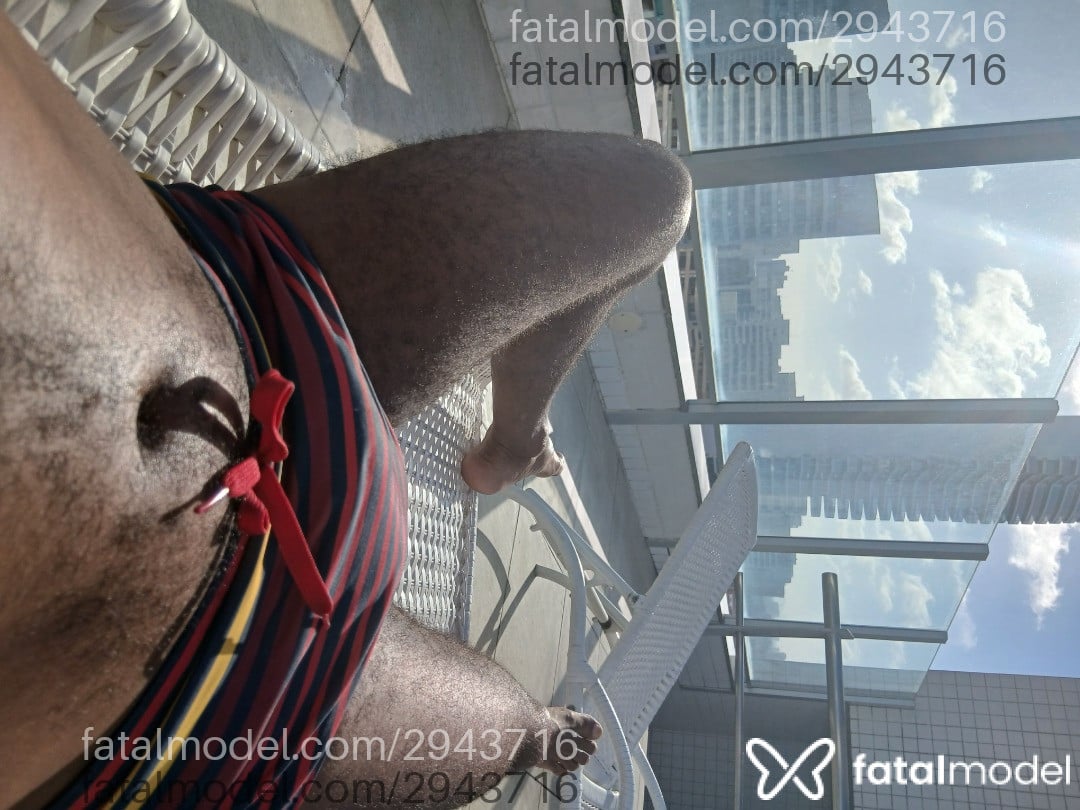 Acompanhante homem morena (o) de olhos pretos em Porto Alegre - Carlos Júnior