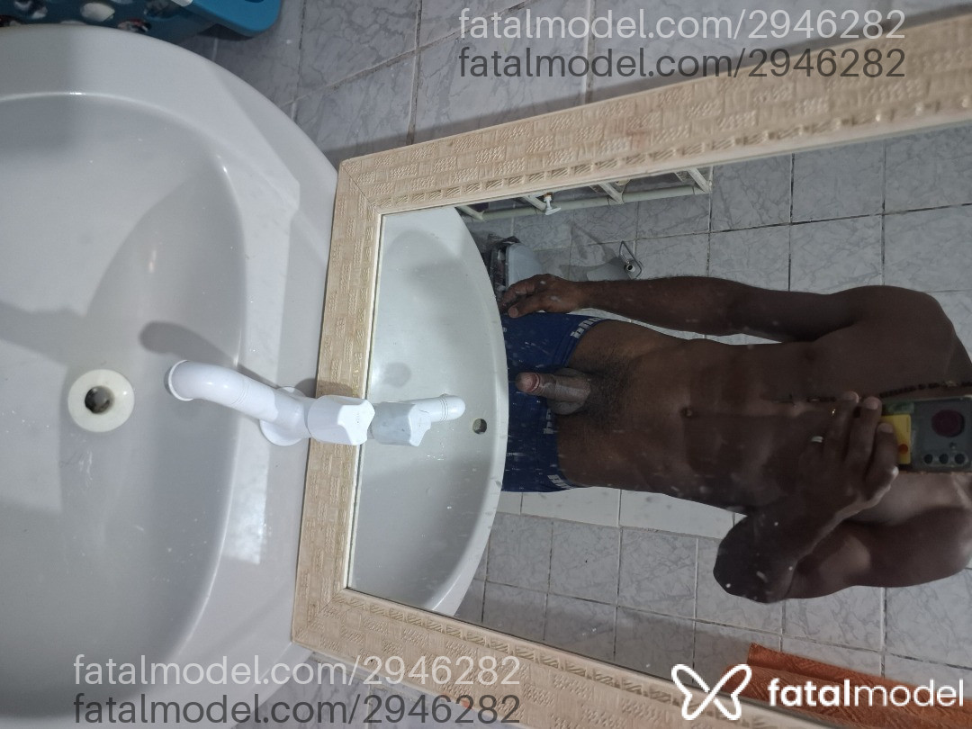 Acompanhante homem morena (o) de olhos castanhos em Virtual - Theusãopg